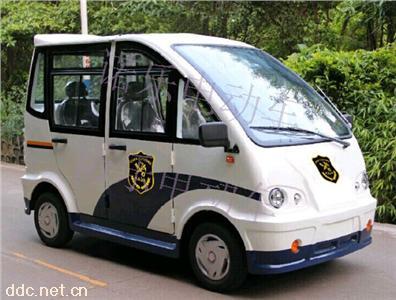  诺乐4座厂区电动封闭巡逻车